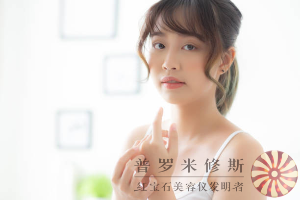 淡紋美容儀：科技創新，讓你重塑年輕容顏！